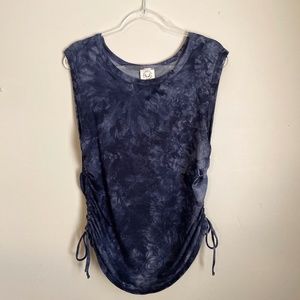 NWOT Adjustable Navy Tie Dye Fantastic Fawn Sleeveless Top Womens Large